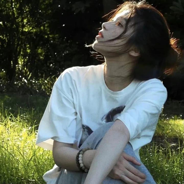 阳光小美女